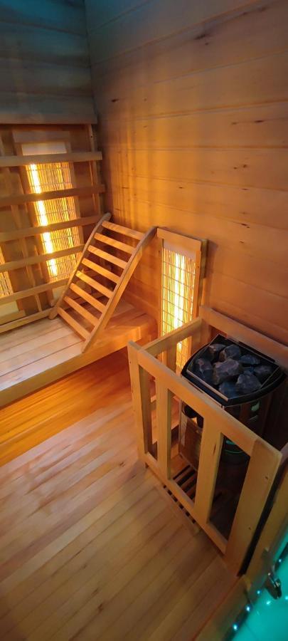 La Kaz Rhumantique Sauna And Spa Privatif La Rivière-Saint-Sauveur Exterior photo