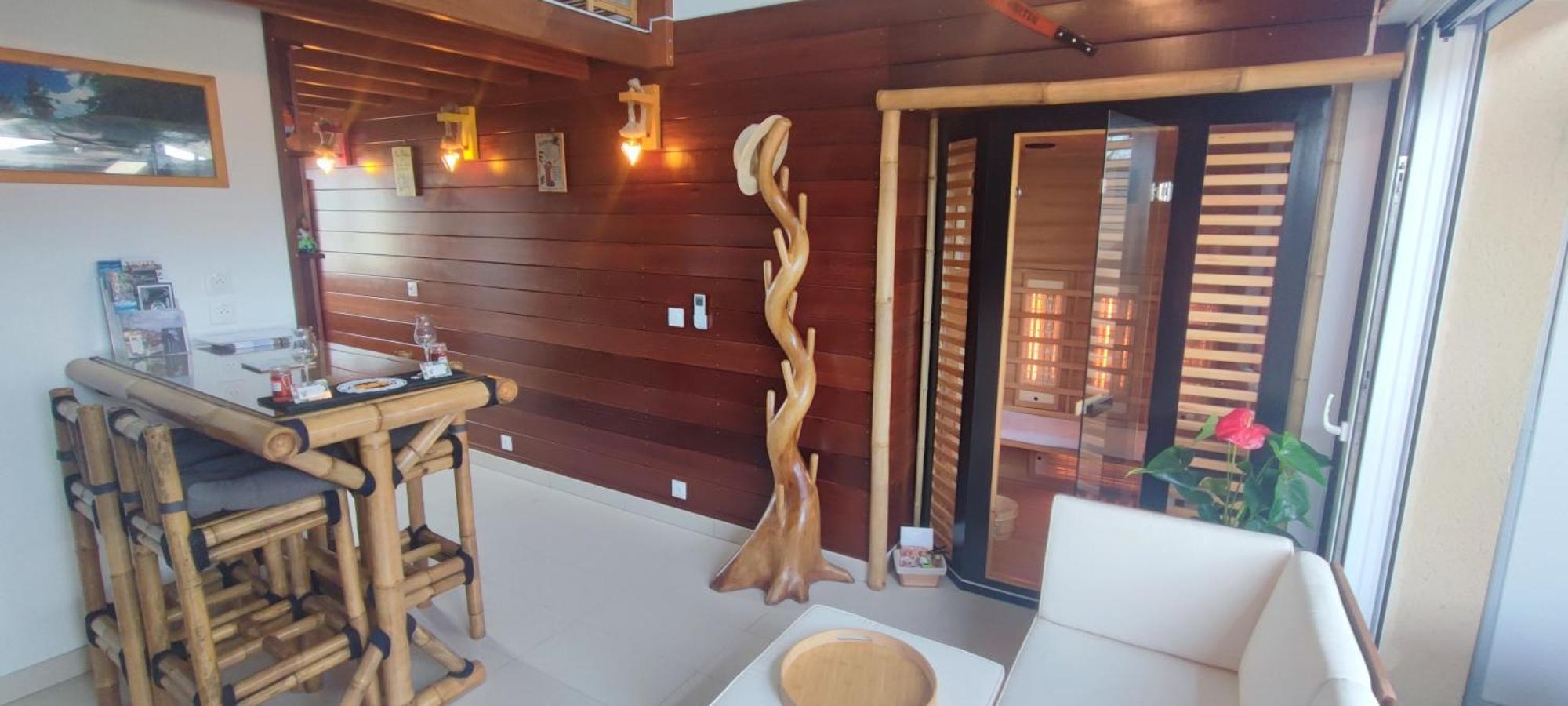 La Kaz Rhumantique Sauna And Spa Privatif La Rivière-Saint-Sauveur Exterior photo